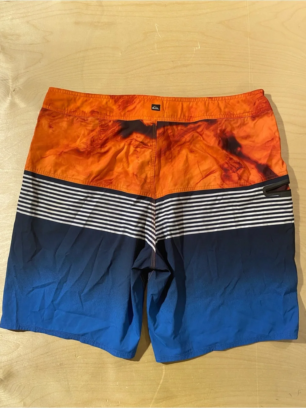 Quiksilver Men's Orange and Blue Gradient Swim Shorts 38 (BM)